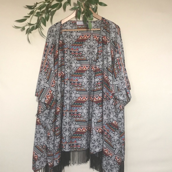 Avenue Tops - Avenue Boho Duster with fringe